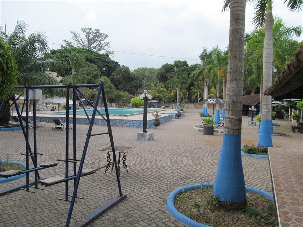 Akosombo Continental Hotel Exterior foto