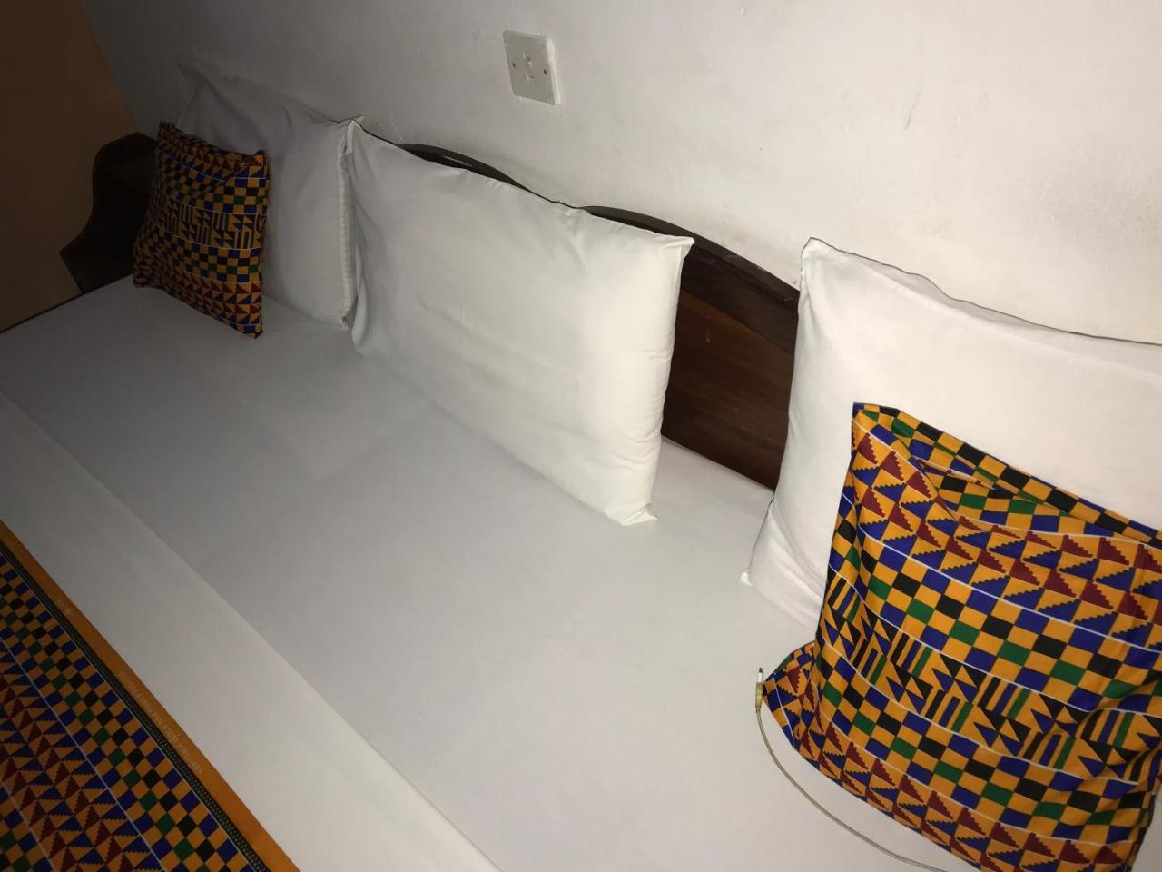 Akosombo Continental Hotel Exterior foto