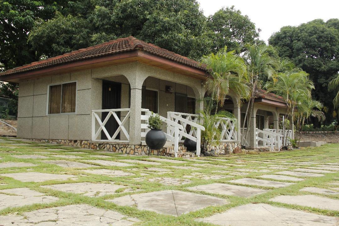 Akosombo Continental Hotel Exterior foto